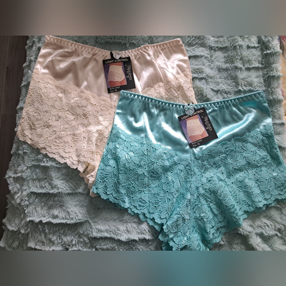 EVA CERVANTES 2 Pair panties lacy silky top light control sassy Beige Aqua XL